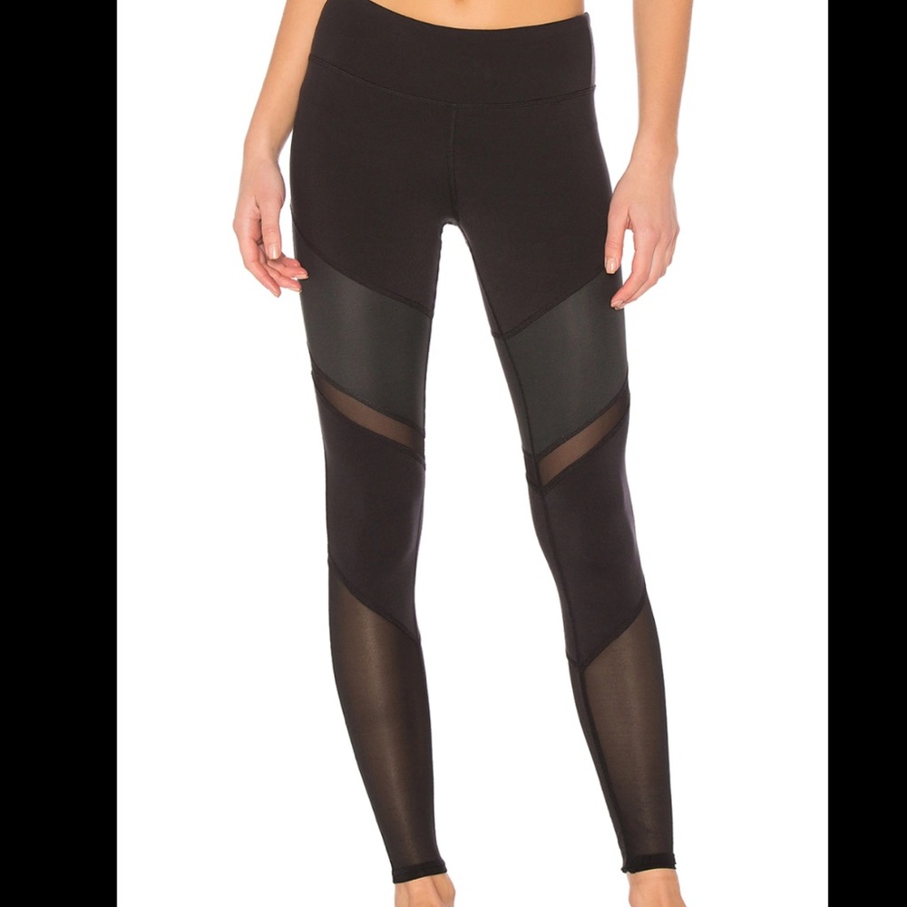 NWOT Alo Yoga Black Mesh Sheila Leggings